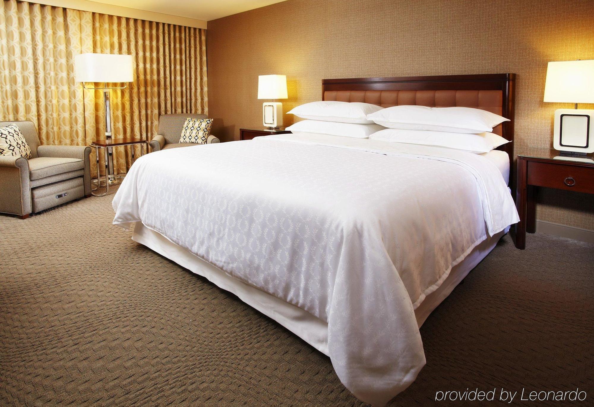 Sheraton Valley Forge King Of Prussia Room photo